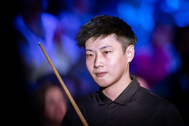 费德勒用他 费德勒用他