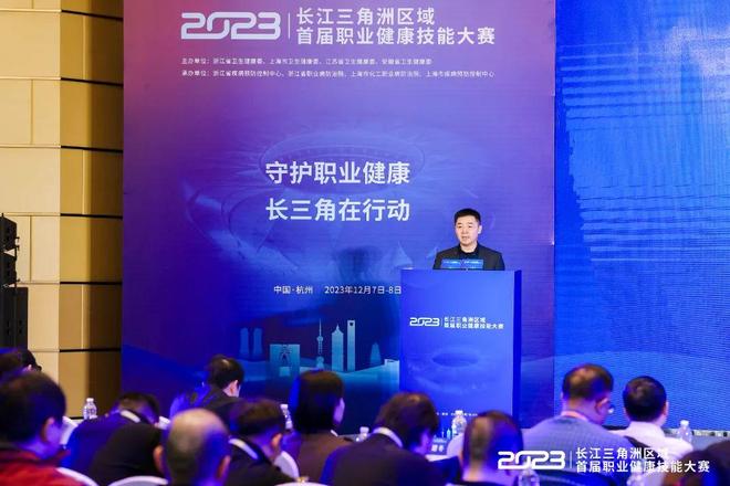 我们不仅看 我们不仅看